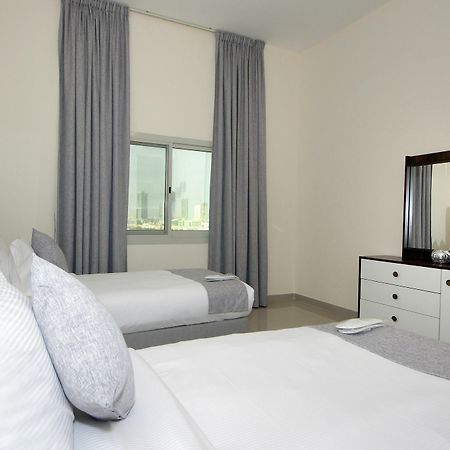 Spacious 2 Bedroom In Al Telal 11, Al Barsha 1 Dubai Esterno foto