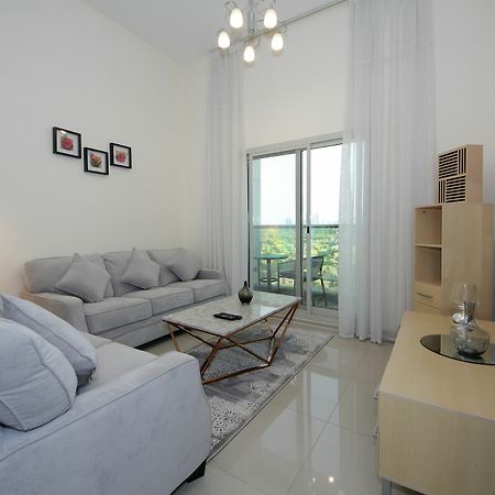 Spacious 2 Bedroom In Al Telal 11, Al Barsha 1 Dubai Esterno foto
