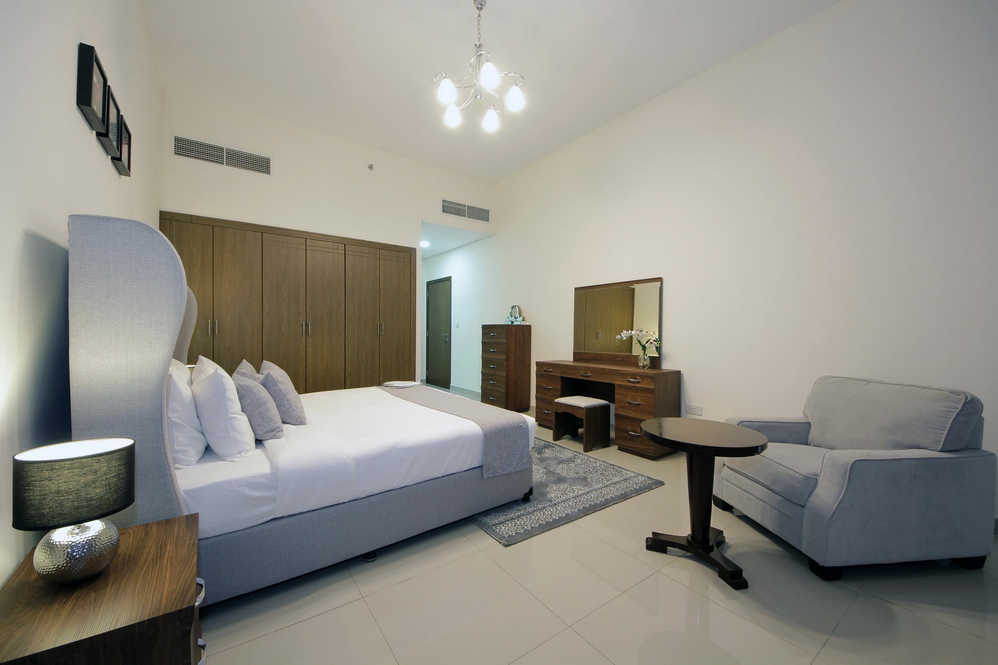Spacious 2 Bedroom In Al Telal 11, Al Barsha 1 Dubai Esterno foto