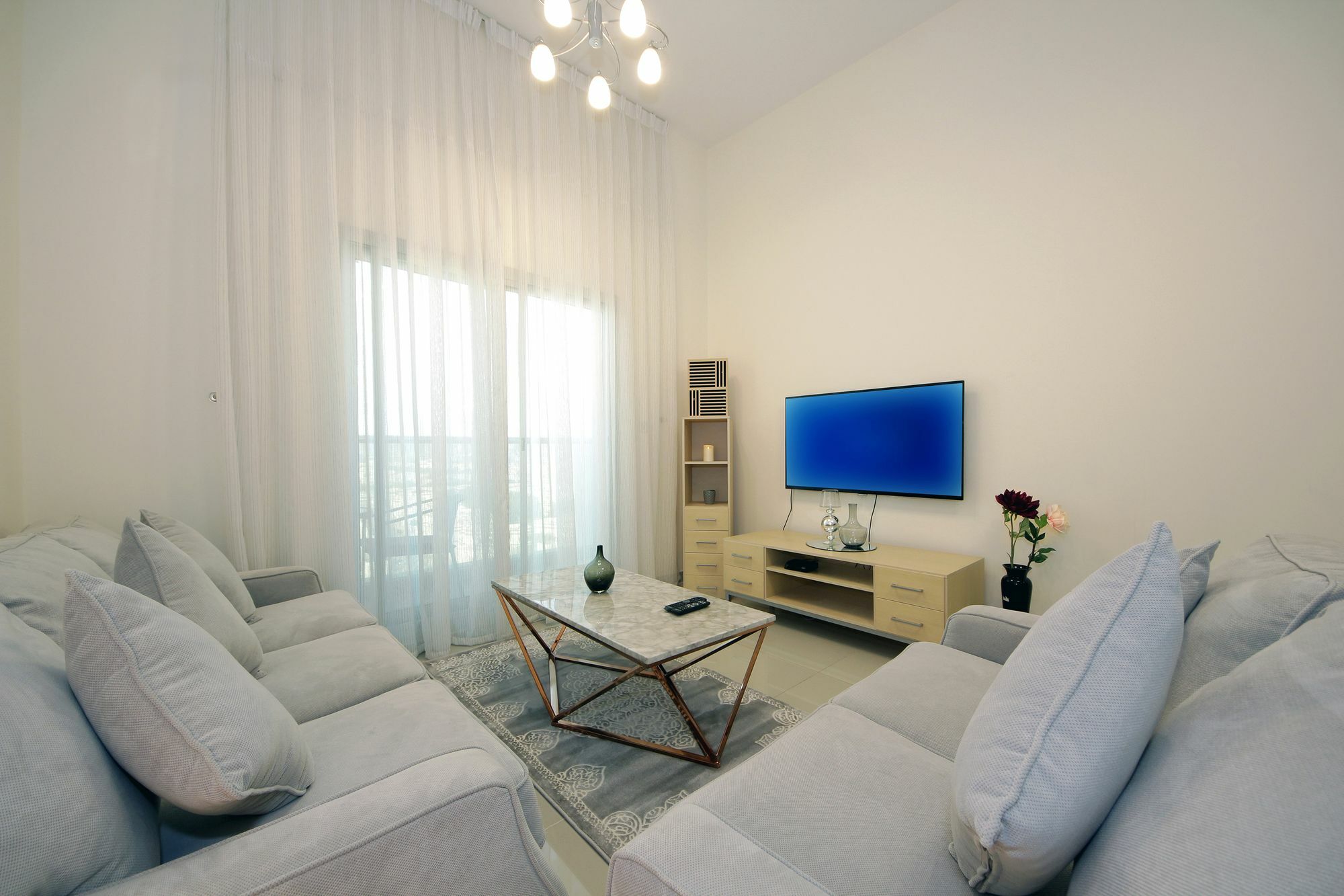 Spacious 2 Bedroom In Al Telal 11, Al Barsha 1 Dubai Esterno foto