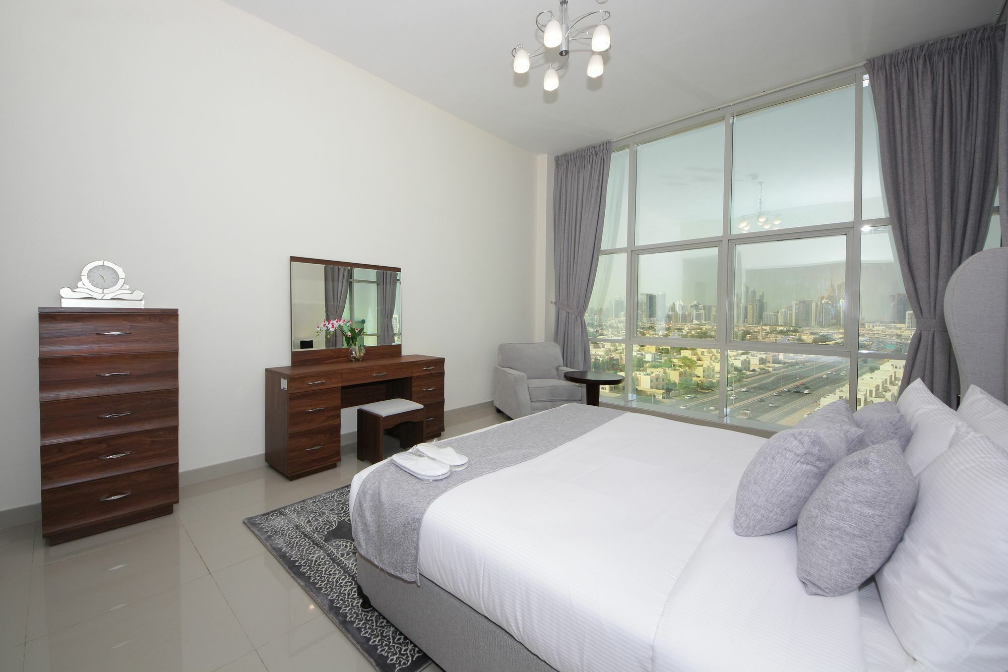 Spacious 2 Bedroom In Al Telal 11, Al Barsha 1 Dubai Esterno foto