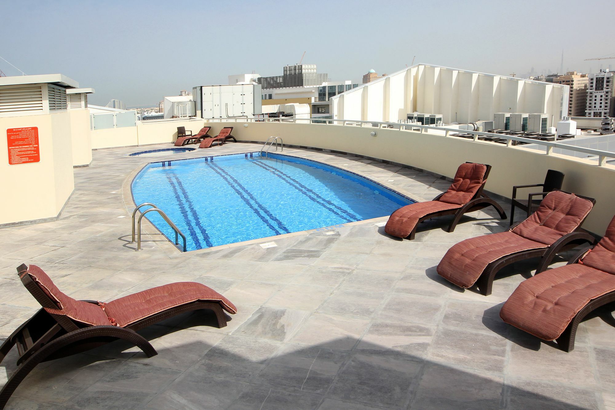 Spacious 2 Bedroom In Al Telal 11, Al Barsha 1 Dubai Esterno foto